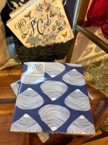 CLAMSHELL COCKTAIL NAPKINS