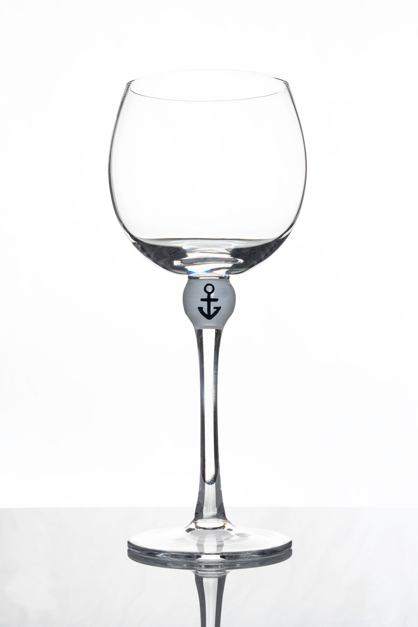 Glass wine glass with  anchor